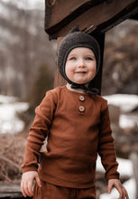 Last inn bildet i Galleri-visningsprogrammet, LILLEVENN lue (ull)